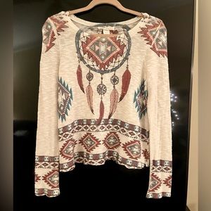 Gaze Brand Native American Dreamcatcher Design Long Sleeve Top. Size M.